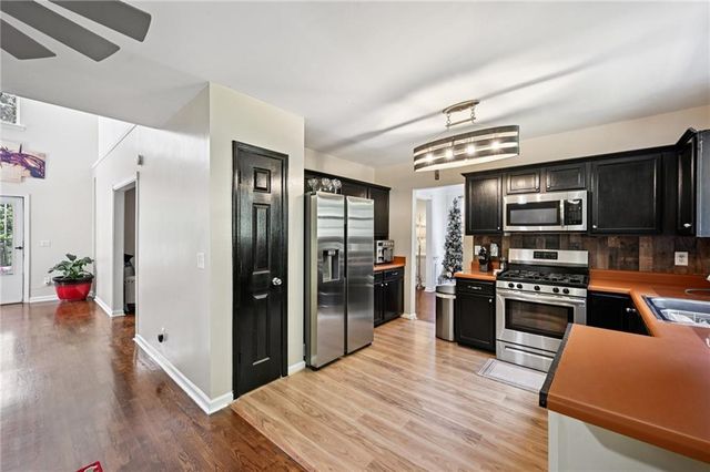 294 Paces Lakes Ridge, Dallas, GA 30157