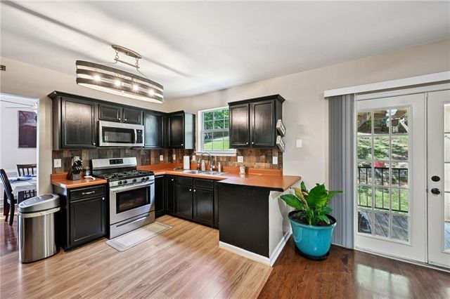 294 Paces Lakes Ridge, Dallas, GA 30157