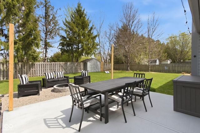 514 E Pine Ridge Drive, Westfield, IN 46074