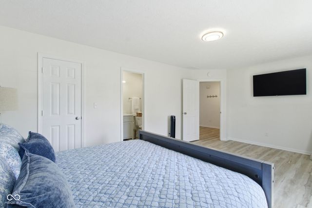 514 E Pine Ridge Drive, Westfield, IN 46074