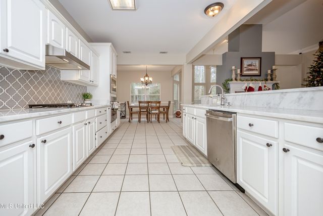 12528 Raintree Place, Biloxi, MS 39532