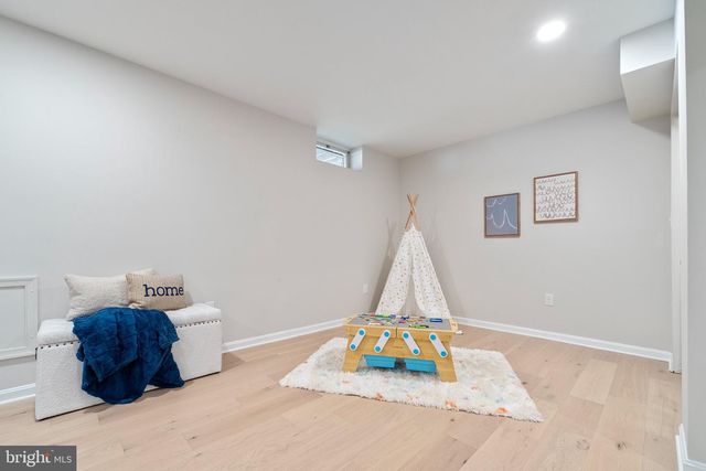 12 RIVER OAKS CIR, Baltimore, MD 21208