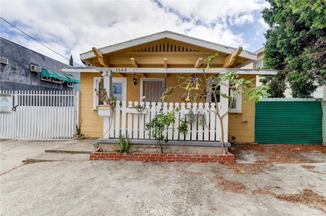 1668 Anaheim Street, Harbor City, CA 90710