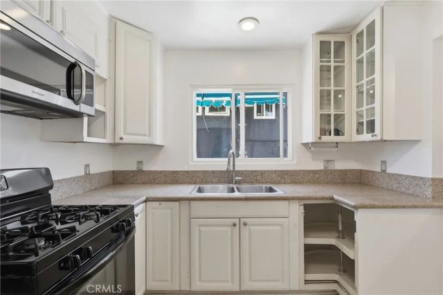 1668 Anaheim Street, Harbor City, CA 90710