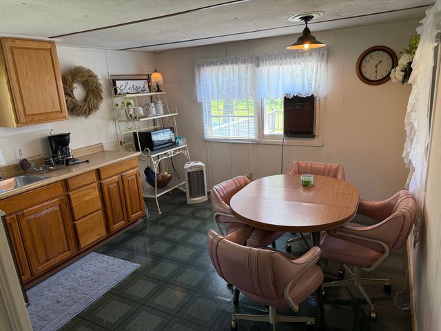 635 Corinth Shore Drive, Corinth, KY 41010
