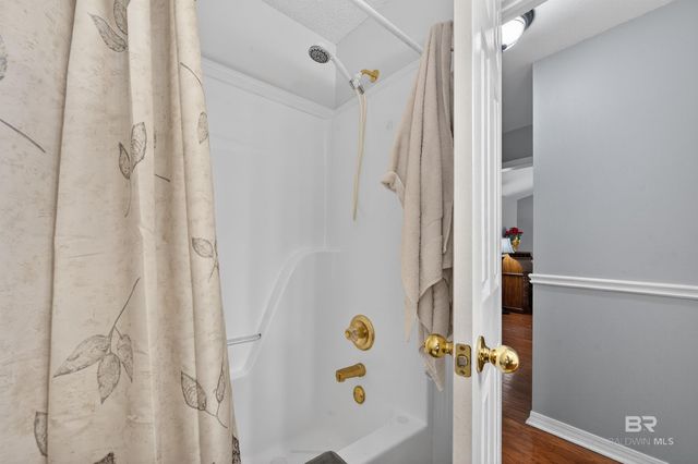 22020 Pearson Street, Robertsdale, AL 36567