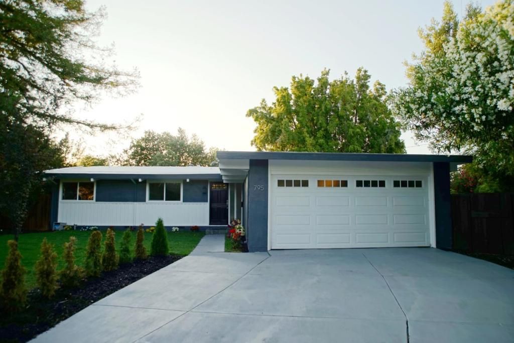 795 E Charleston Road, Palo Alto, CA 94303