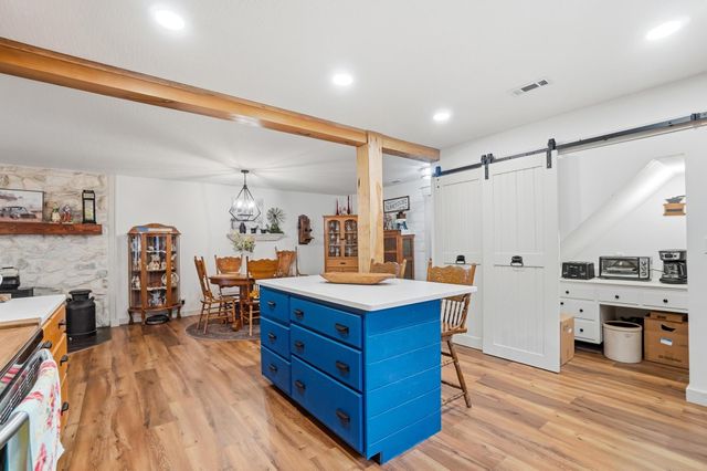 2270 Ginder Road NW, Lancaster, OH 43130