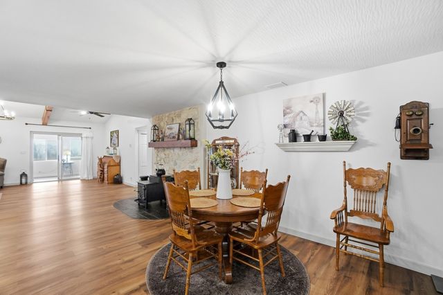 2270 Ginder Road NW, Lancaster, OH 43130