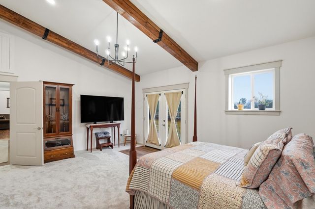 2270 Ginder Road NW, Lancaster, OH 43130