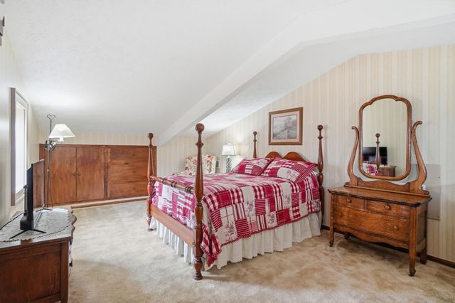 2270 Ginder Road NW, Lancaster, OH 43130