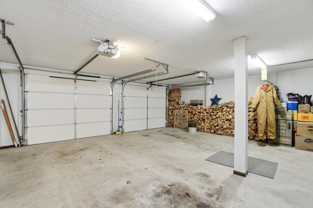 2270 Ginder Road NW, Lancaster, OH 43130