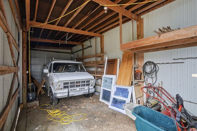 2270 Ginder Road NW, Lancaster, OH 43130