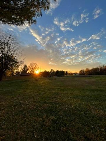 2270 Ginder Road NW, Lancaster, OH 43130