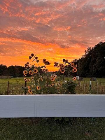 2270 Ginder Road NW, Lancaster, OH 43130