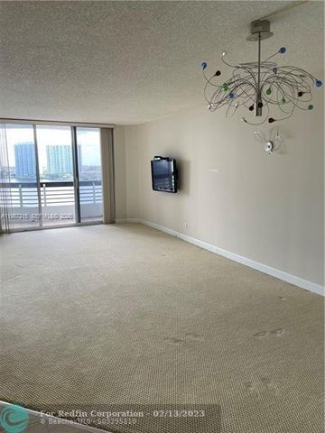 3600 Mystic Pointe Dr 1404, Aventura, FL 33180