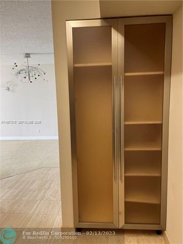 3600 Mystic Pointe Dr 1404, Aventura, FL 33180