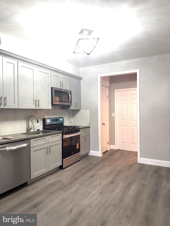 925 S 11TH ST, PHILADELPHIA, PA 19147 — photo 5