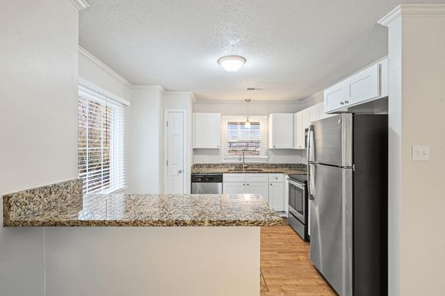 1483 WOOD TRAIL CIR, Memphis, TN 38016