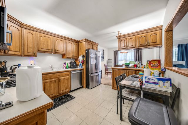 251 Tamarack Drive, Bloomingdale, IL 60108