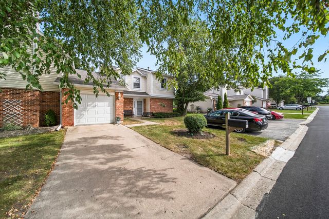 251 Tamarack Drive, Bloomingdale, IL 60108