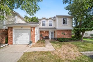 251 Tamarack Drive, Bloomingdale, IL 60108