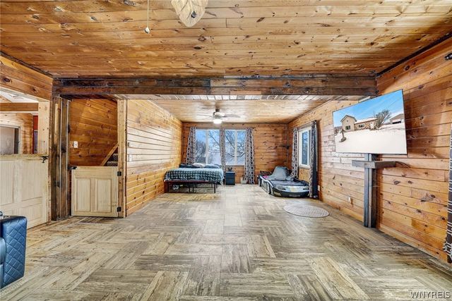 10043 Dutch Hill Road, Ashford, NY 14171