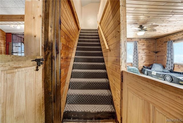 10043 Dutch Hill Road, Ashford, NY 14171