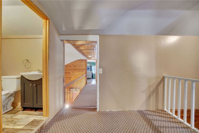 10043 Dutch Hill Road, Ashford, NY 14171