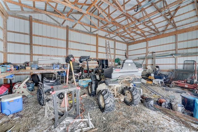 10043 Dutch Hill Road, Ashford, NY 14171