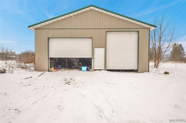 10043 Dutch Hill Road, Ashford, NY 14171