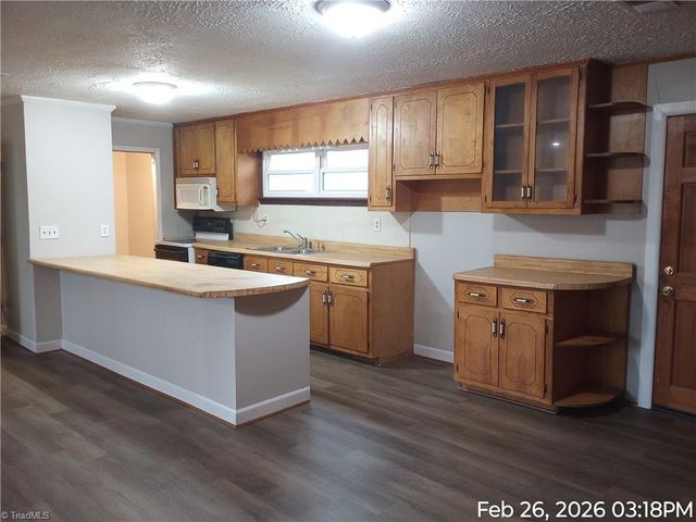 4077 Ramseur Julian Road, Liberty, NC 27298