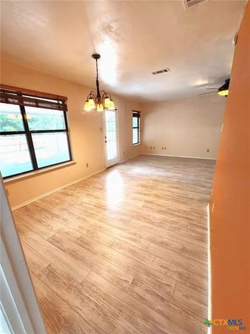 2313 Bernice Circle, Copperas Cove, TX 76522