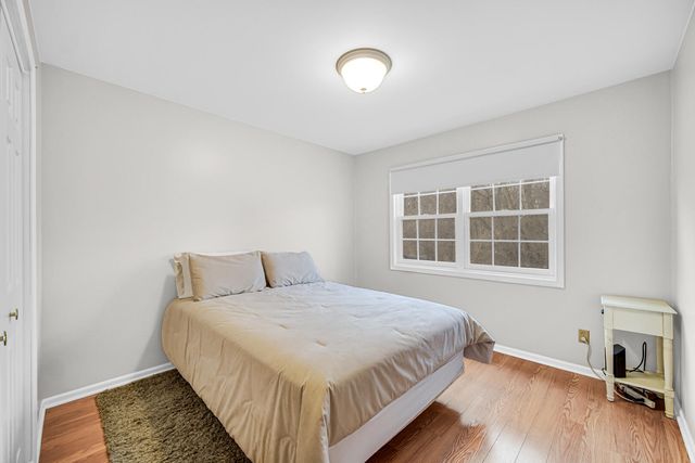 8654 Kelly Drive, St. John, IN 46373