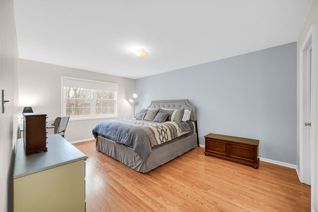 8654 Kelly Drive, St. John, IN 46373