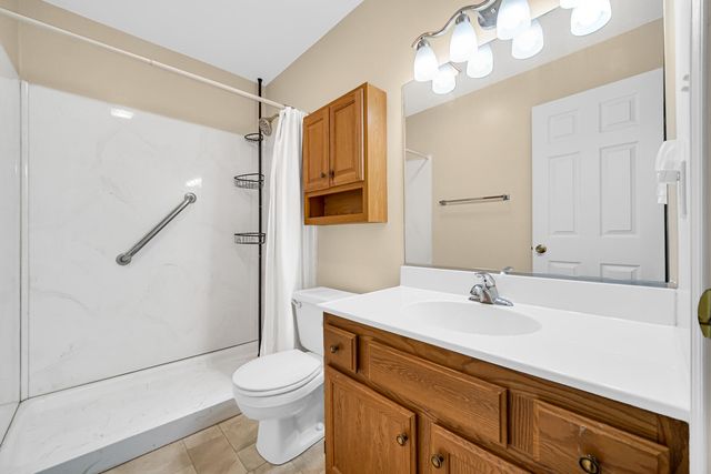 8654 Kelly Drive, St. John, IN 46373