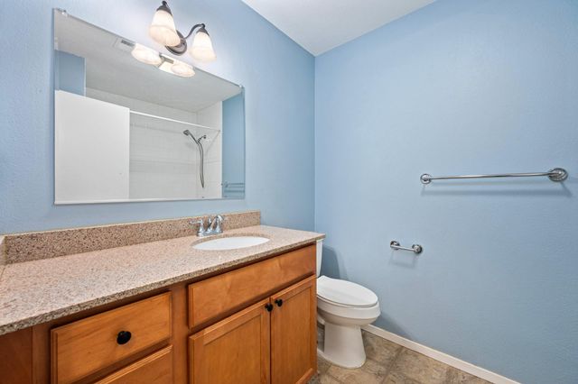 9409 Braeburn GLN, Austin, TX 78729