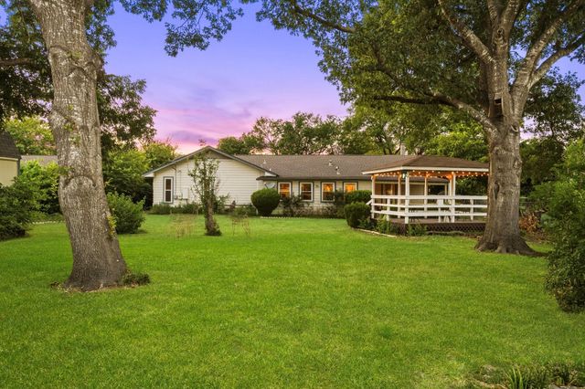 9409 Braeburn GLN, Austin, TX 78729