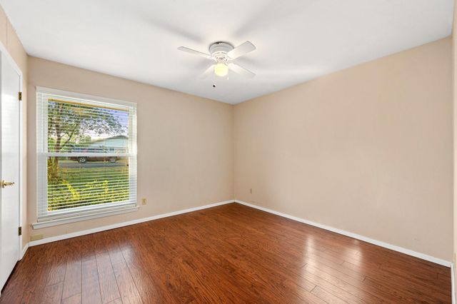9409 Braeburn GLN, Austin, TX 78729