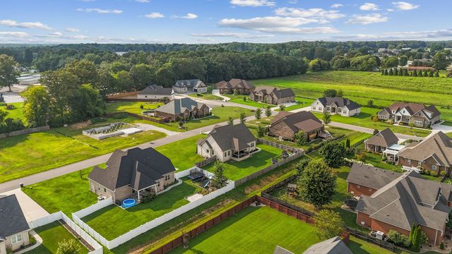 112 Settlers Trce, Tullahoma, TN 37388