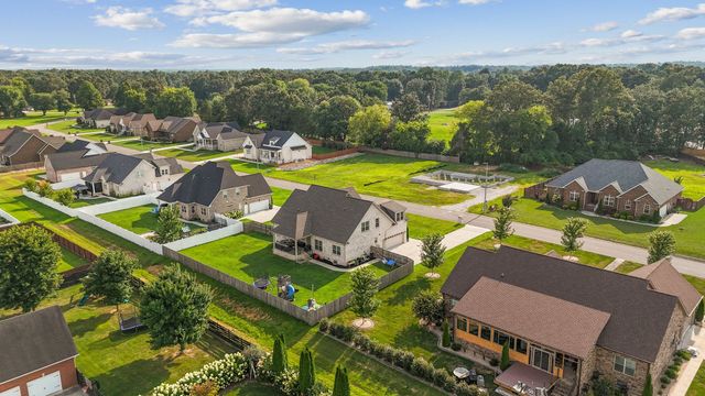 112 Settlers Trce, Tullahoma, TN 37388
