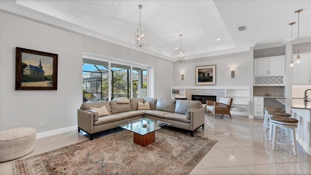 6204 TROPHY LANE, Bradenton, FL 34210