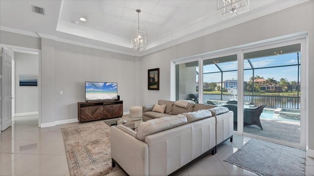 6204 TROPHY LANE, Bradenton, FL 34210