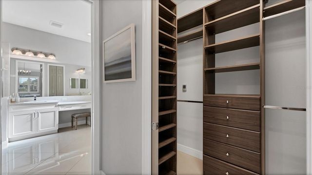 6204 TROPHY LANE, Bradenton, FL 34210