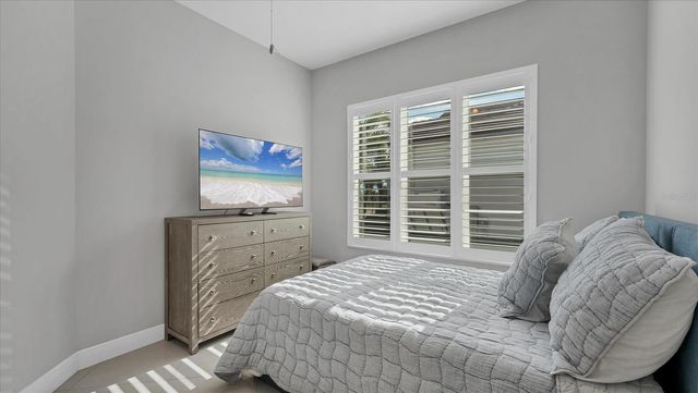 6204 TROPHY LANE, Bradenton, FL 34210