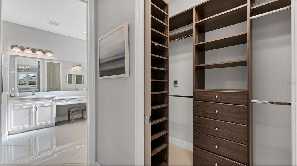 Image 26 of property listing at 6204 TROPHY LANE, Bradenton, FL 34210