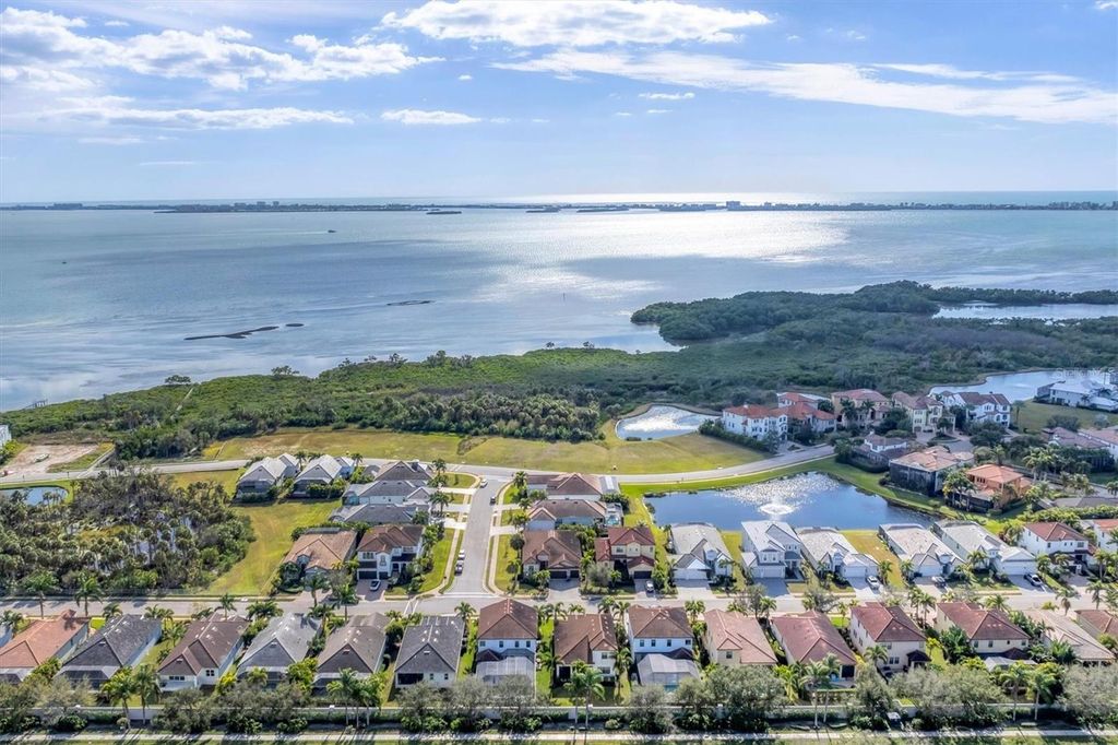 Image 46 of property listing at 6204 TROPHY LANE, Bradenton, FL 34210