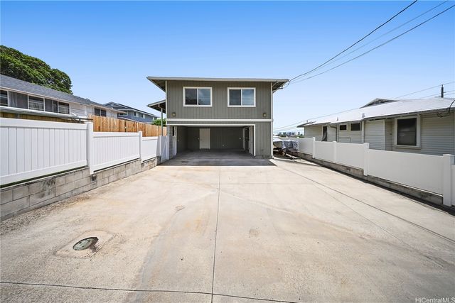 1633 10th Avenue Apt B, Honolulu, HI 96816