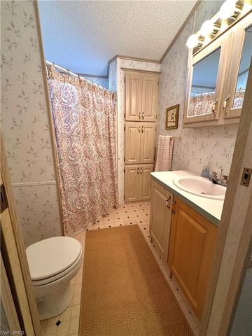 4520 Candlestick CT E, Estero, FL 33928