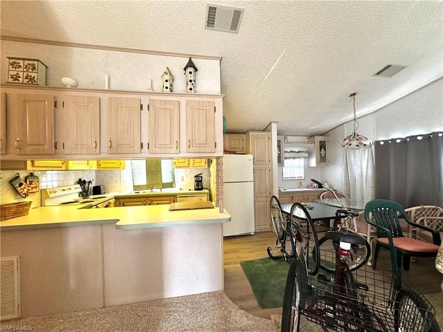 4520 Candlestick CT E, Estero, FL 33928